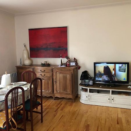 Maison Biscuit. Apartament A La Placa De La Vila Camprodon Exteriör bild