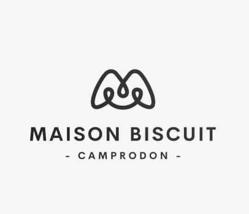 Maison Biscuit. Apartament A La Placa De La Vila Camprodon Exteriör bild