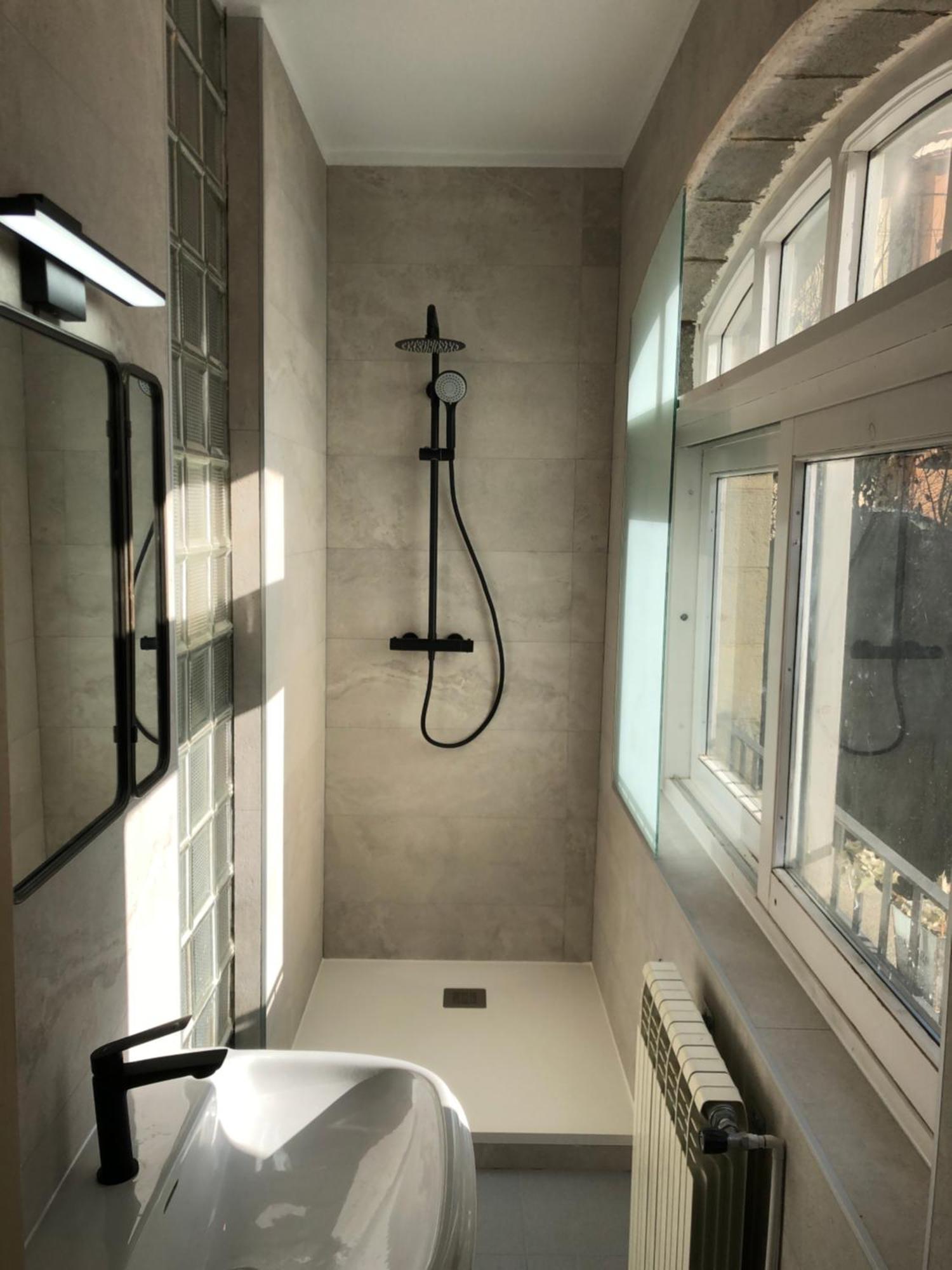 Maison Biscuit. Apartament A La Placa De La Vila Camprodon Exteriör bild